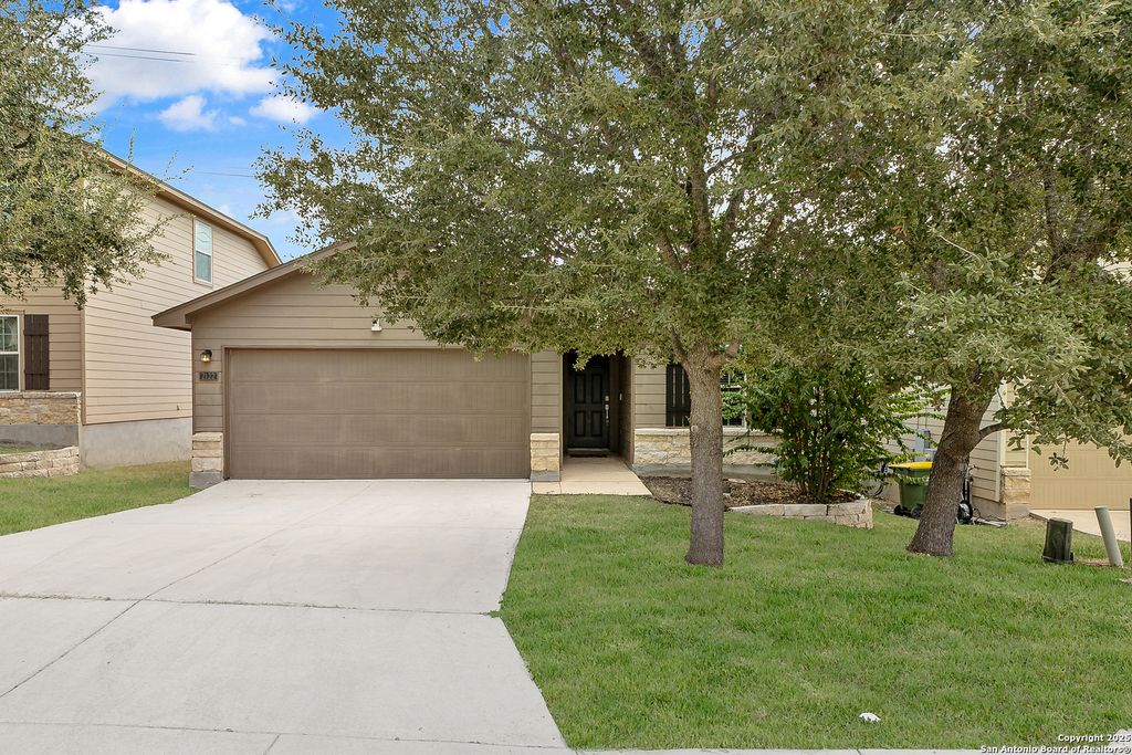 Photo of 2122 York, San Antonio, TX 78245 (MLS # 1914355)