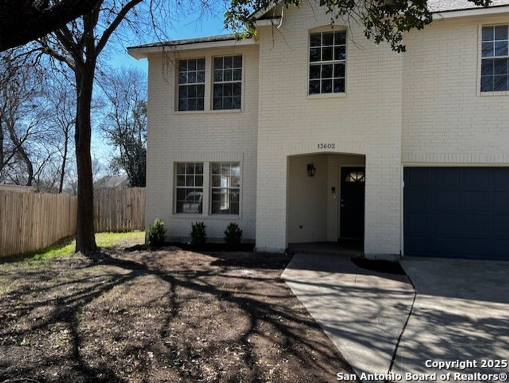 Photo of 13602 POSSUM HILL, San Antonio, TX 78232 (MLS # 1957000)