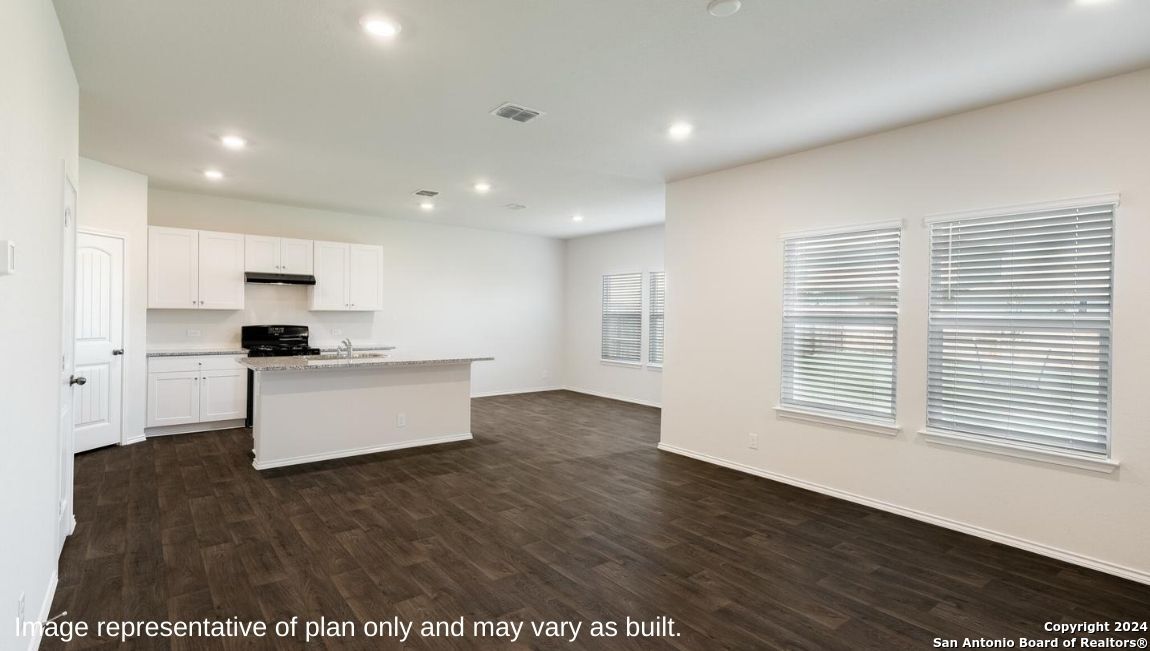 707 Bellamy Dr