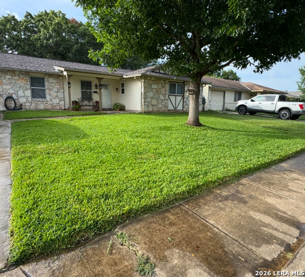 Photo of 1033 Gettysburg, Schertz, TX 78154 (MLS # 1937373)