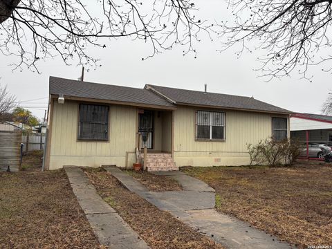 227 Wake Forrest San Antonio TX 78228