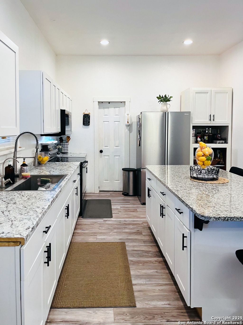 Photo of 120 TOWN VIEW LN, Canyon Lake, TX 78133 (MLS # 1914977)