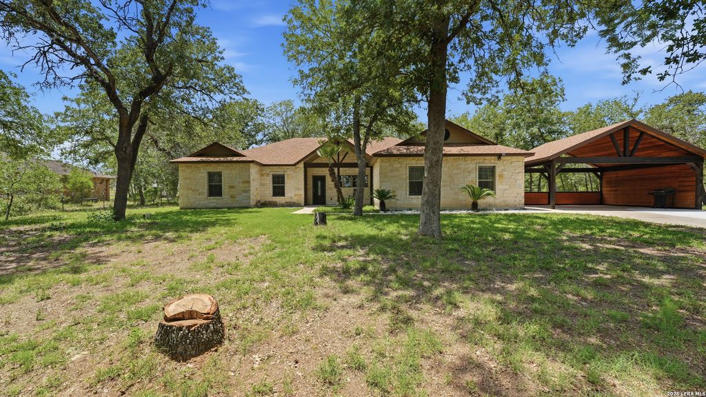 Photo of 105 Wild Stallion, La Vernia, TX 78121 (MLS # 1967934)
