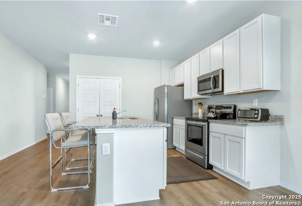 Photo of 295 Rolling Hls, New Braunfels, TX 78130 (MLS # 1922373)