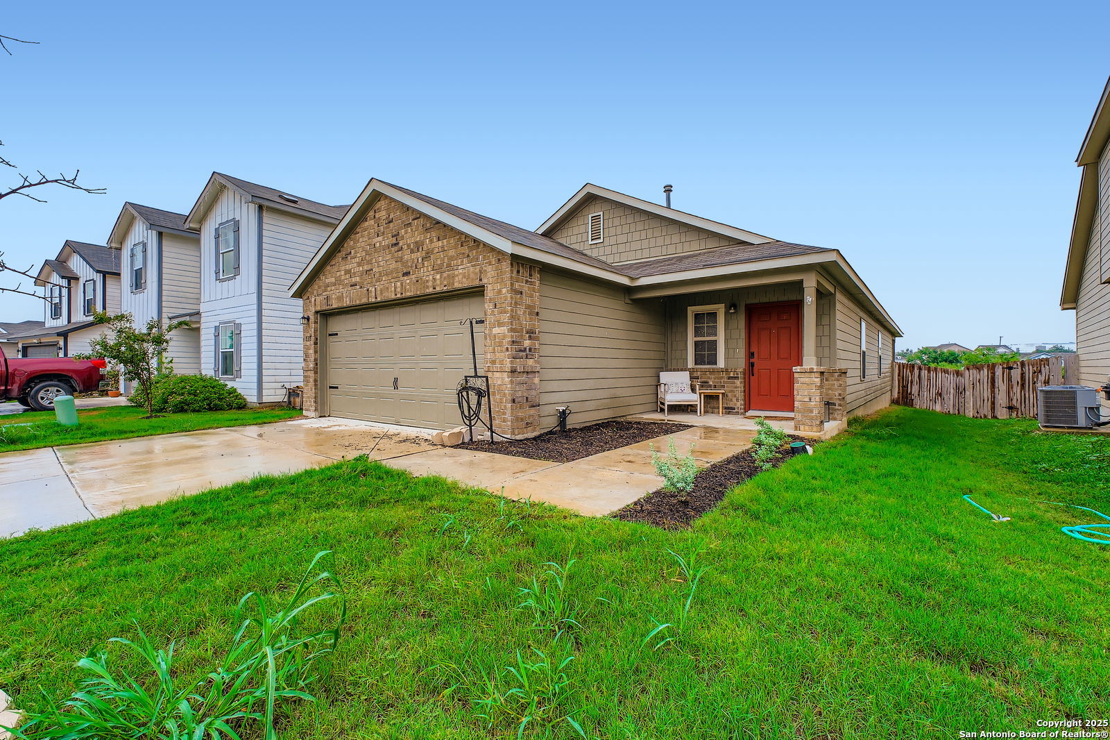 538 Retama Pass