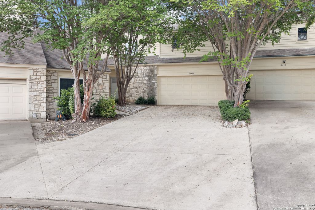 Photo of 8408 Echo Creek, San Antonio, TX 78240 (MLS # 1925823)