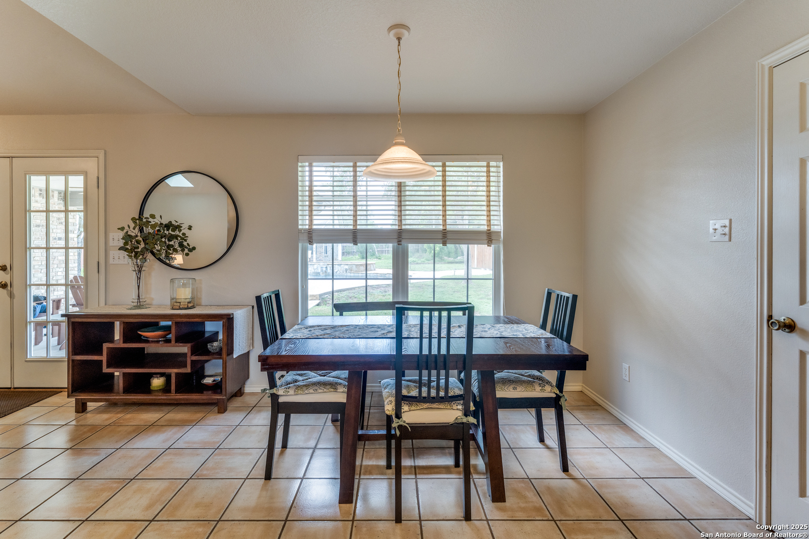 2656 Country Ledge