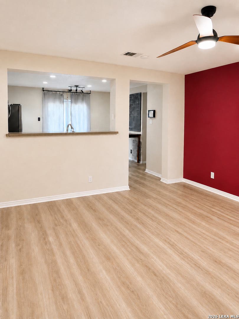 Photo of 16122 Ambush Grv, San Antonio, TX 78247 (MLS # 2003857)