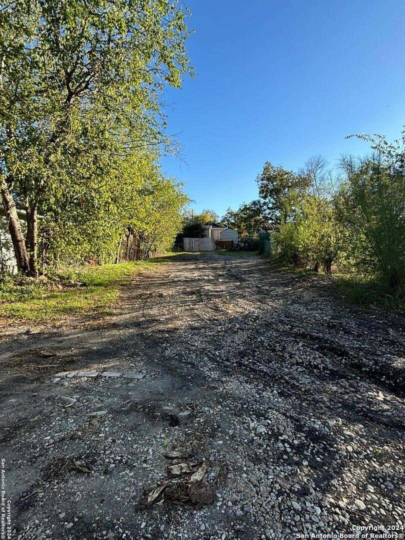 Photo of 2606 E Commerce St, San Antonio, TX 78203 (MLS # 1866382)