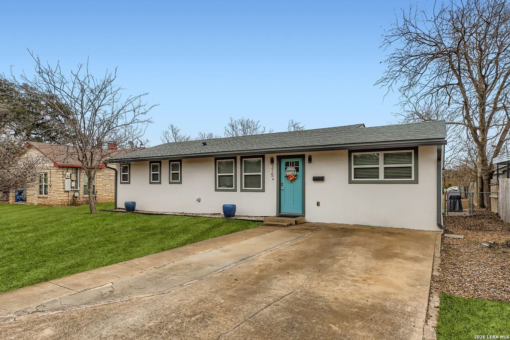 Photo of 315 N Mimosa, Kerrville, TX 78028 (MLS # 1936365)