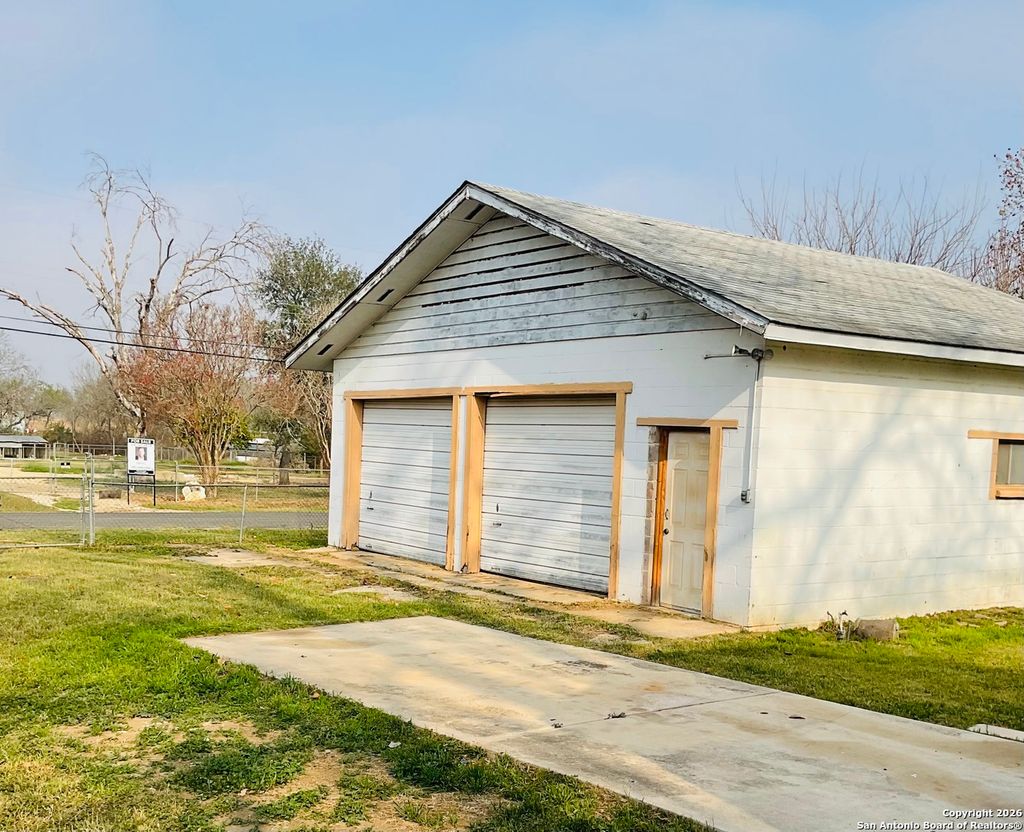 Photo of 7210 Killdee, San Antonio, TX 78223 (MLS # 1933555)