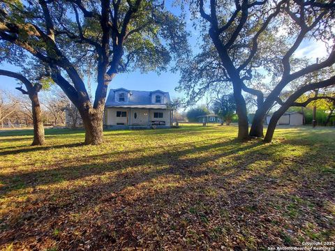 6051 BABCOCK RD San Antonio TX 78240