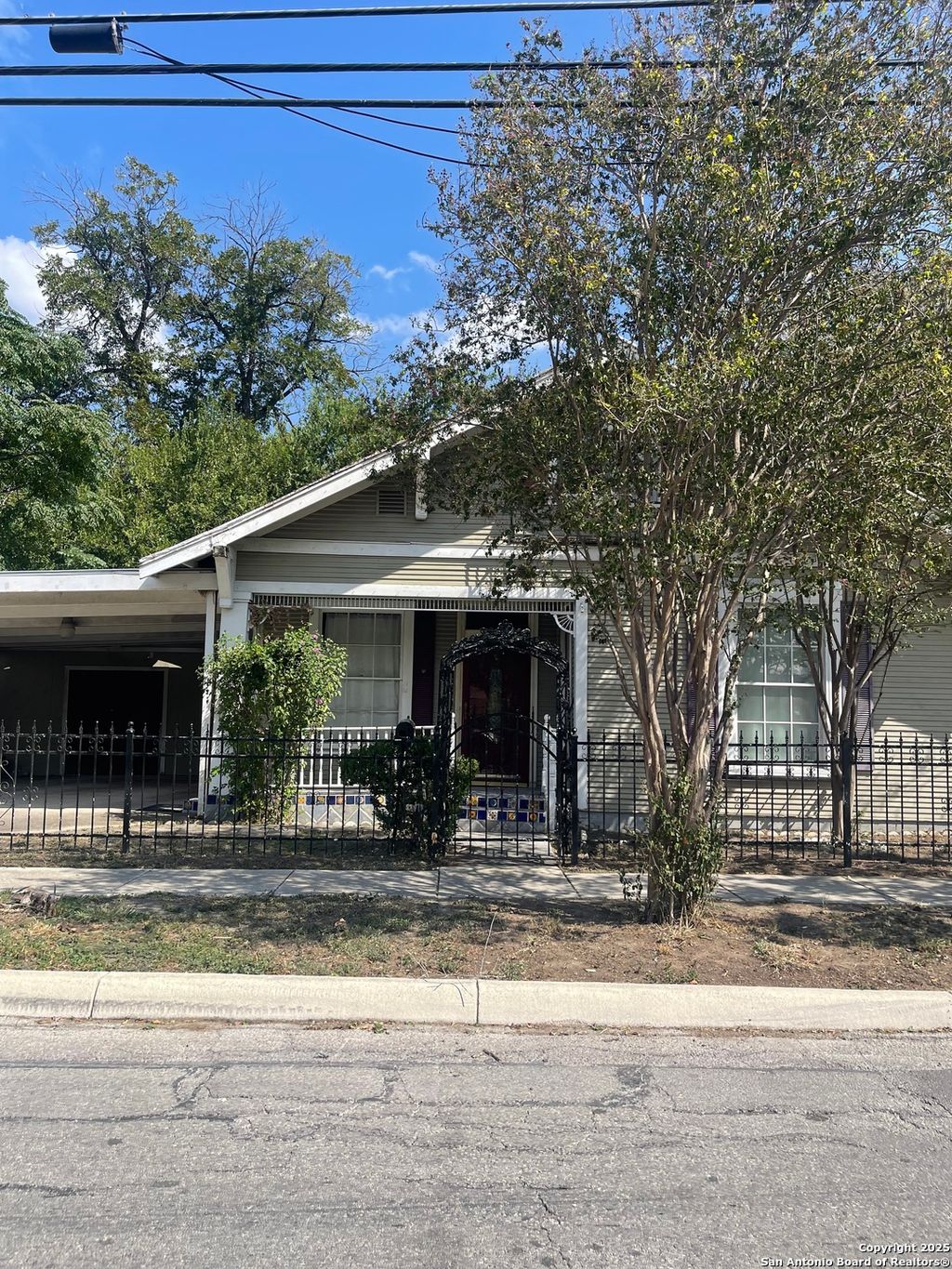 Photo of 710 Labor, San Antonio, TX 78210 (MLS # 1912699)