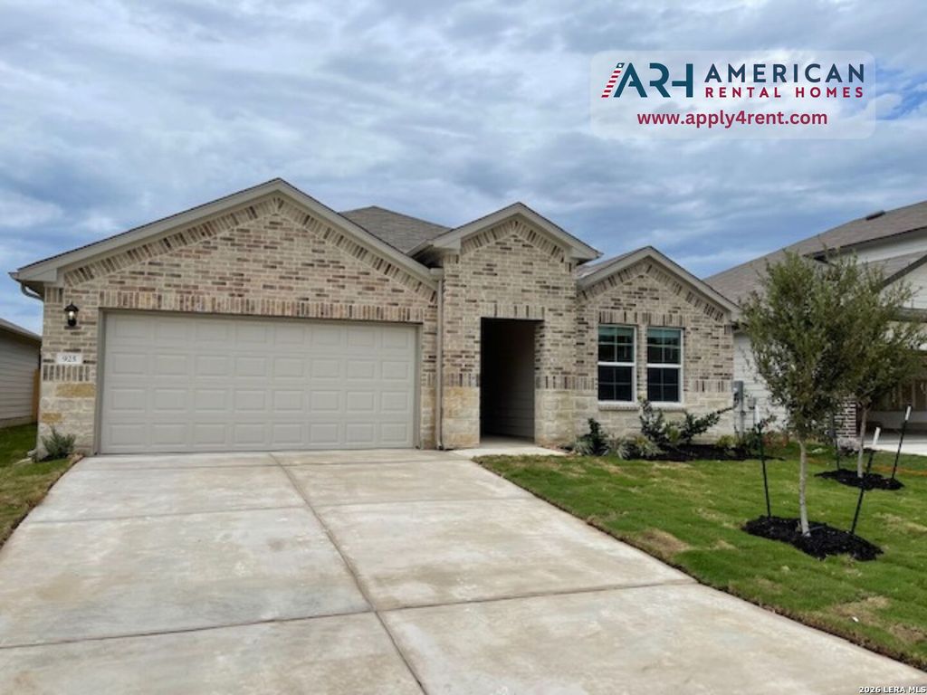 Photo of 925 Armadillo, Seguin, TX 78155 (MLS # 1940418)