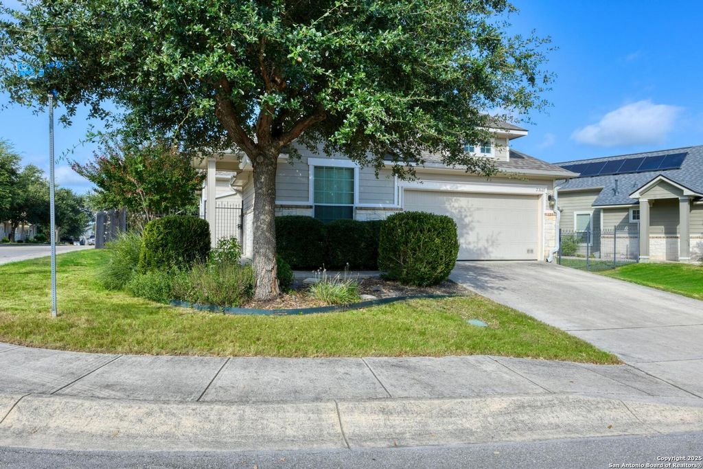 Photo of 23607 Star View, San Antonio, TX 78260 (MLS # 1891142)