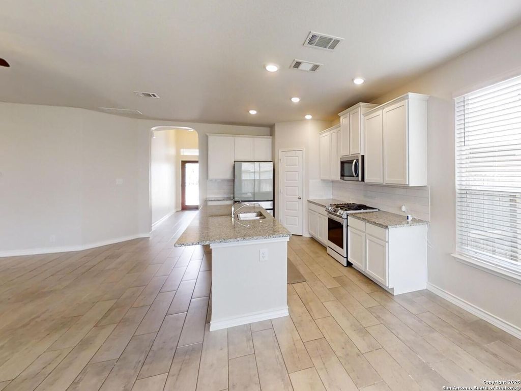 Photo of 602 Steele Shallows, Cibolo, TX 78108 (MLS # 1872189)