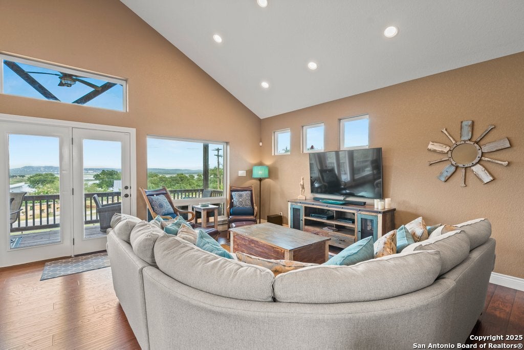 Photo of 617 Lake Island, Canyon Lake, TX 78133 (MLS # 1943465)