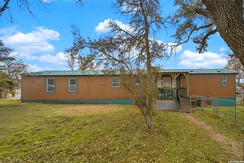 143 Bluff View Spring Branch TX 78070