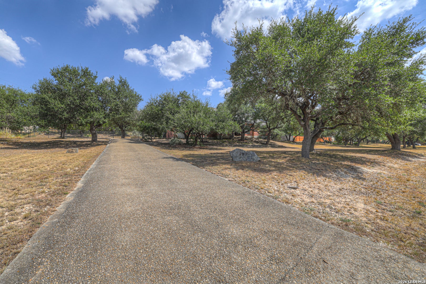 257 Berry Oaks Dr