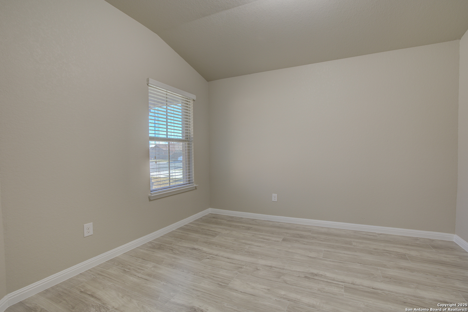 New Braunfels, Texas 78130, United States, 4 Bedrooms Bedrooms, ,2 BathroomsBathrooms,Residential,Active,16842