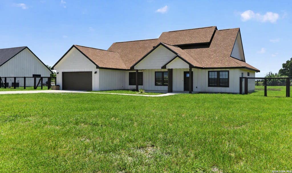 Photo of 659 Thormeyer Rd, Seguin, TX 78155 (MLS # 2003033)