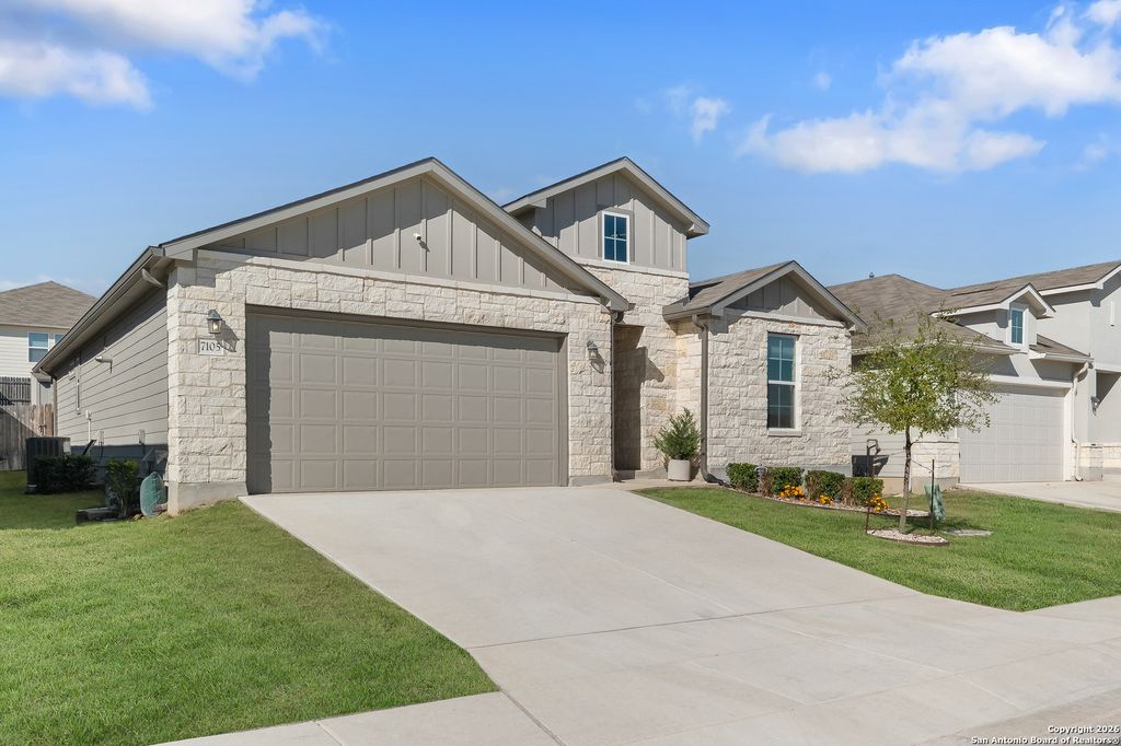 Photo of 7105 Walkers Loop, San Antonio, TX 78233 (MLS # 1934636)