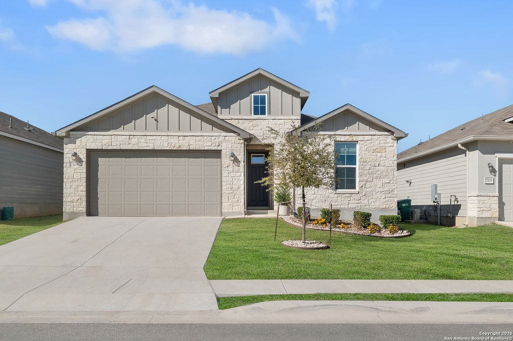 Photo of 7105 Walkers Loop, San Antonio, TX 78233 (MLS # 1934636)