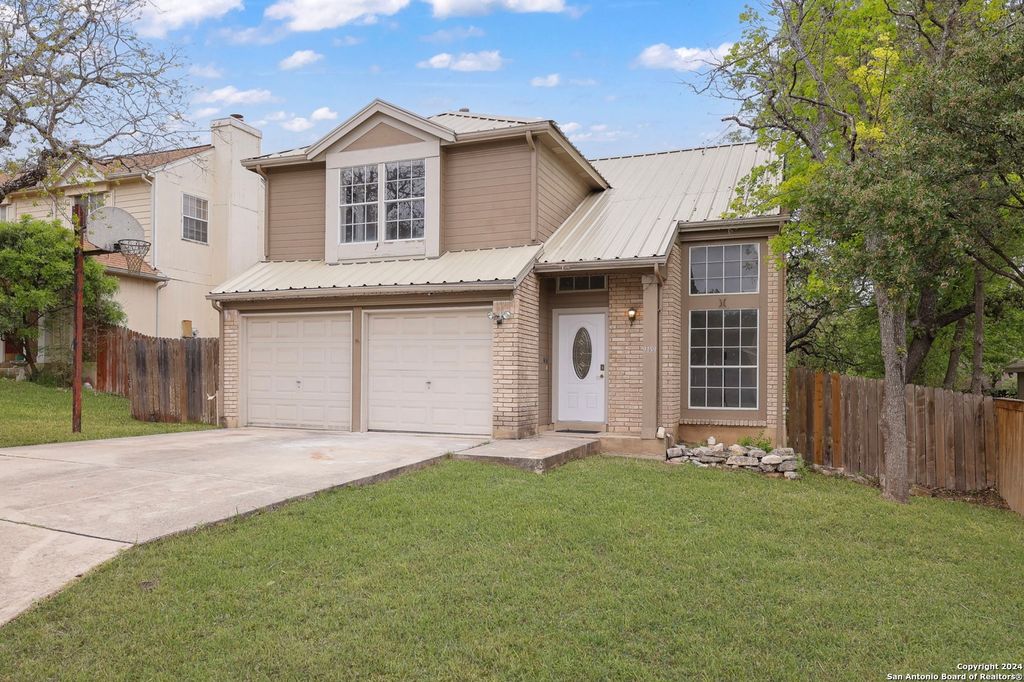 Photo of 9159 RIDGE ML, San Antonio, TX 78250 (MLS # 1926085)