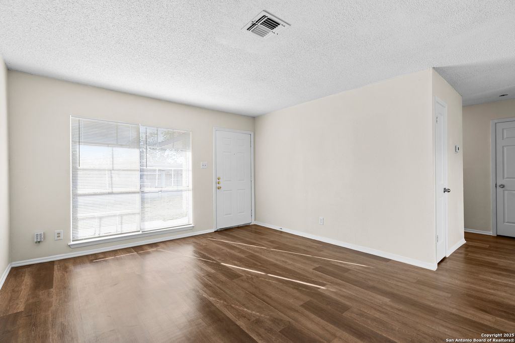 Photo of 922 Saddlebrook, San Antonio, TX 78245 (MLS # 1910860)