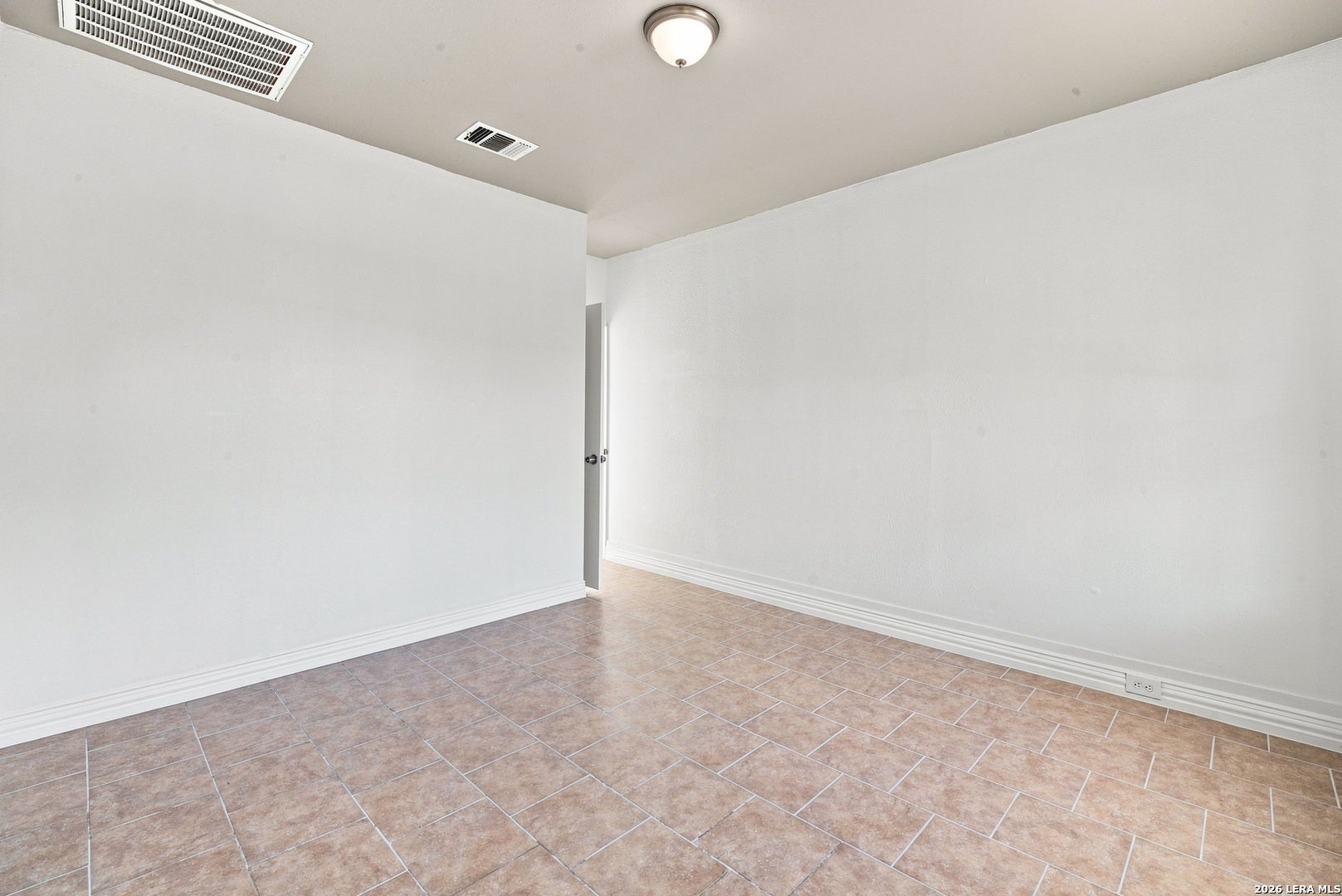 628 MONTICELLO CT