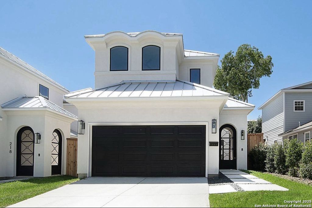 Photo of 212 E Melrose, San Antonio, TX 78212 (MLS # 1910814)