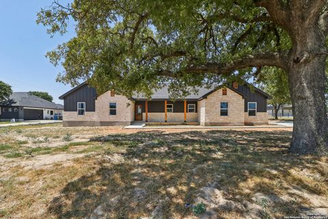 A home in La Vernia