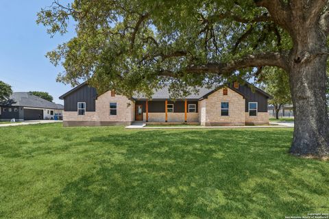 A home in La Vernia