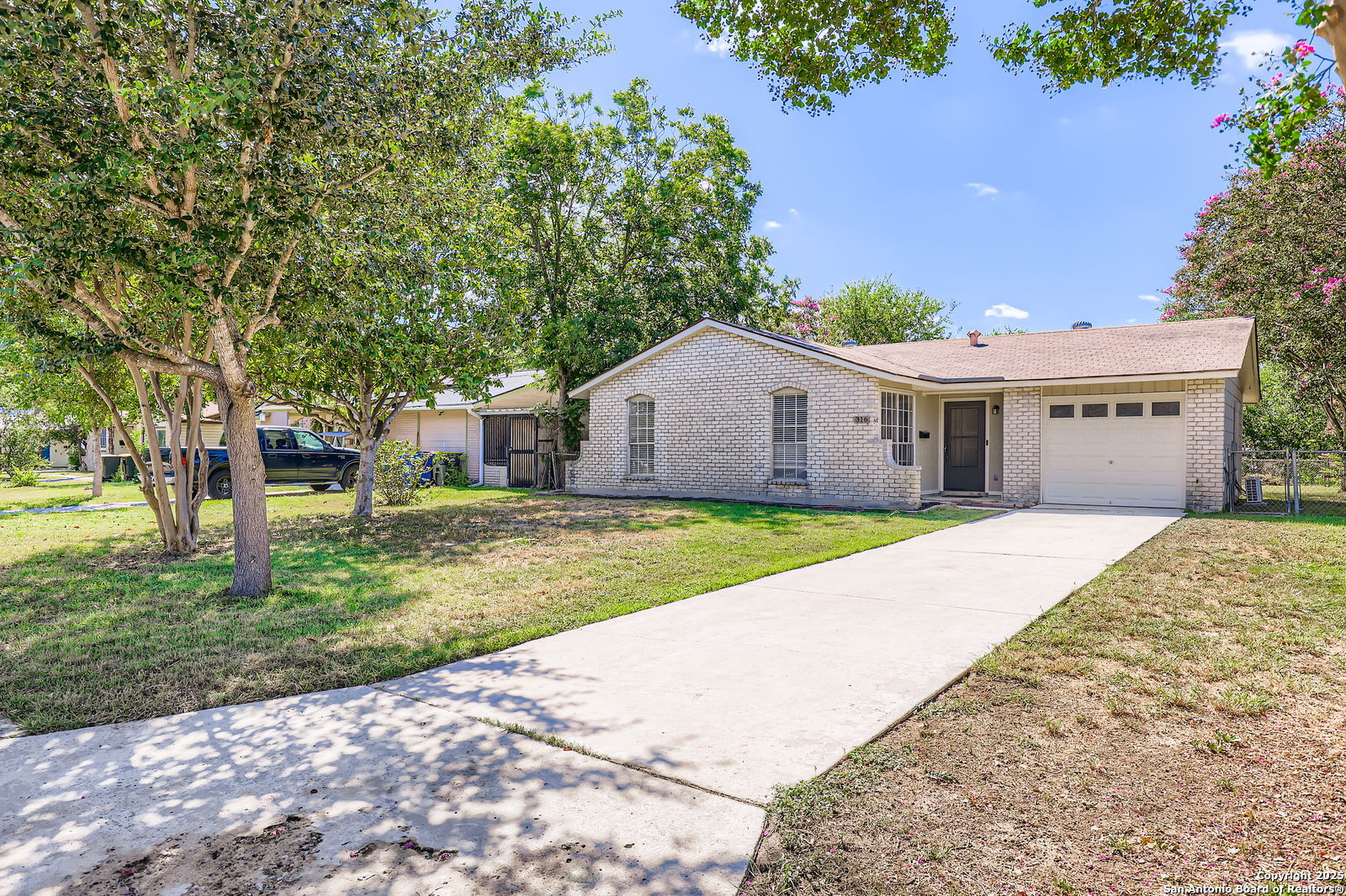 316 Nell Deane Blvd