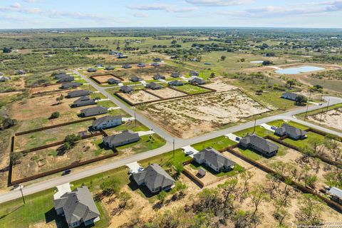 A home in Floresville