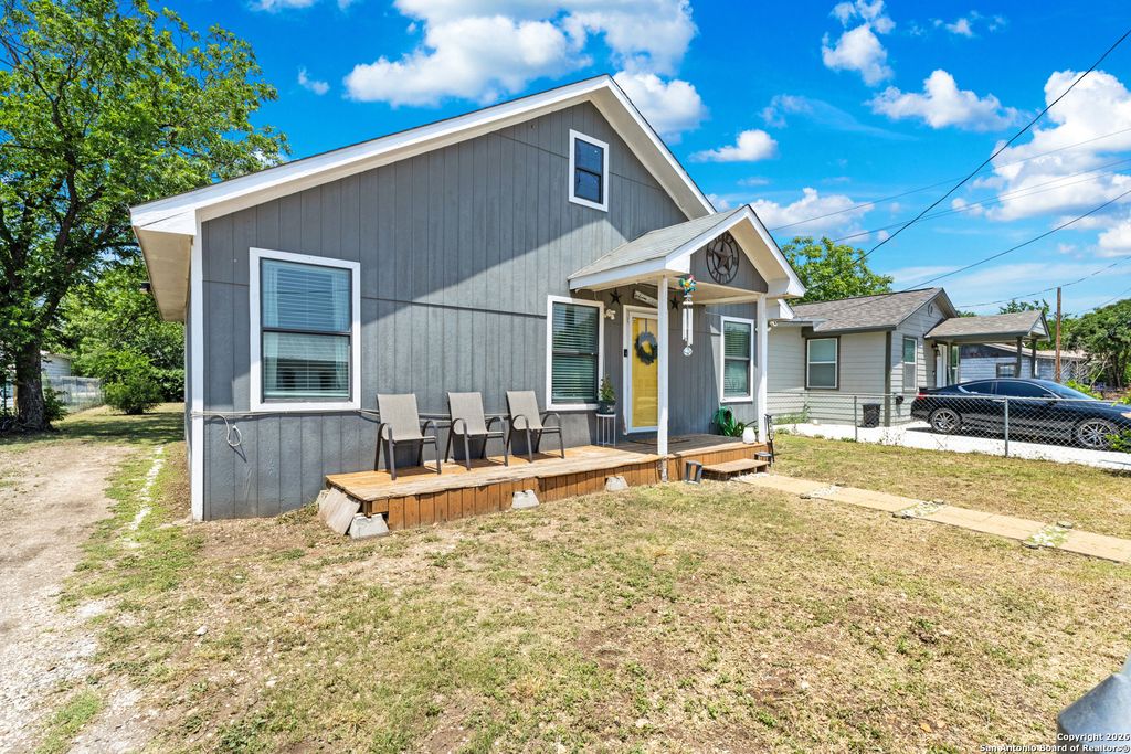 Photo of 3407 La Violeta, San Antonio, TX 78211 (MLS # 1934832)