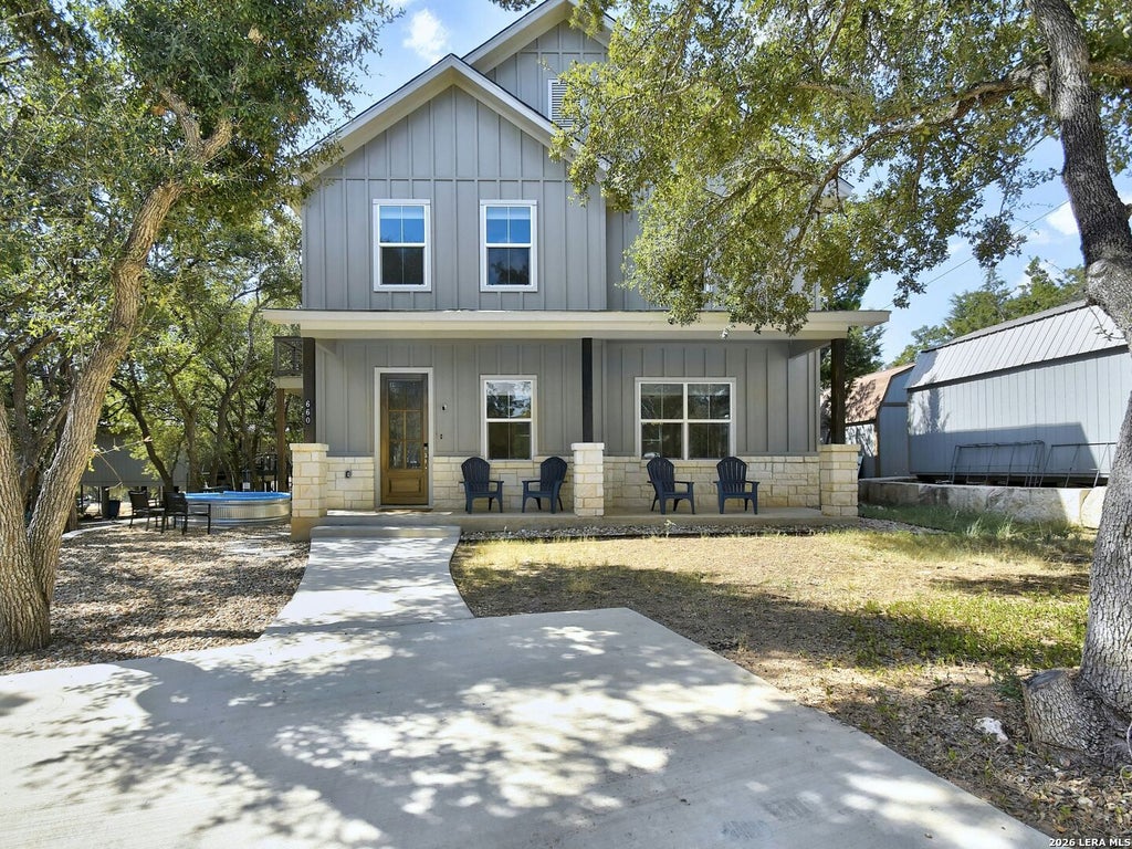 Photo of 660 Mockingbird, Canyon Lake, TX 78133 (MLS # 1947110)