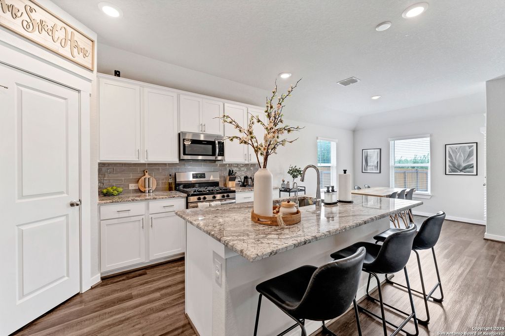 Photo of 4323 W Vasquez Cir, Converse, TX 78109 (MLS # 1971596)