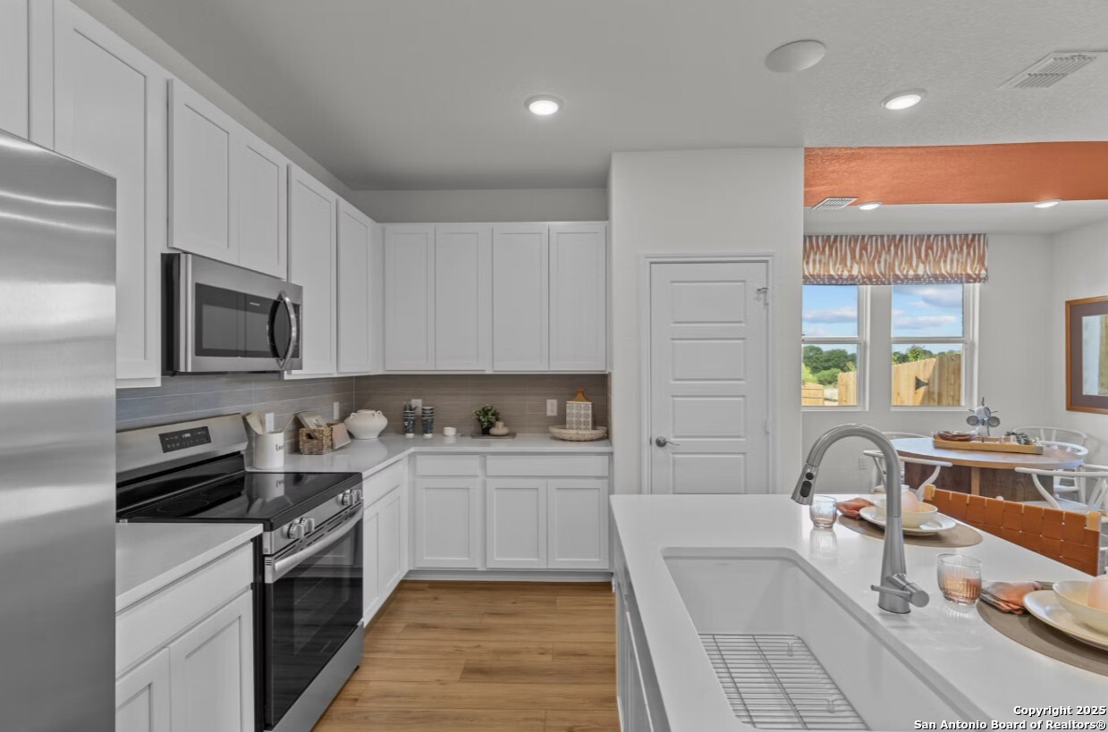16634 Rosemary Ridge