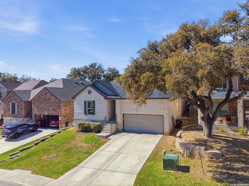 Photo of 8075 San Mirienda, Boerne, TX 78015 (MLS # 1952382)