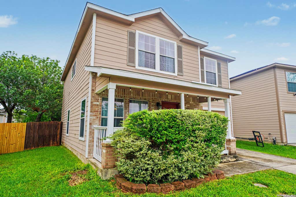 Photo of 12410 Tallow Cir, San Antonio, TX 78253 (MLS # 1992095)