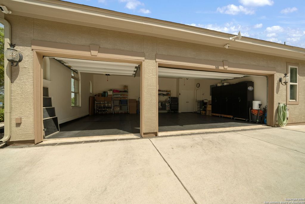 listing image 38