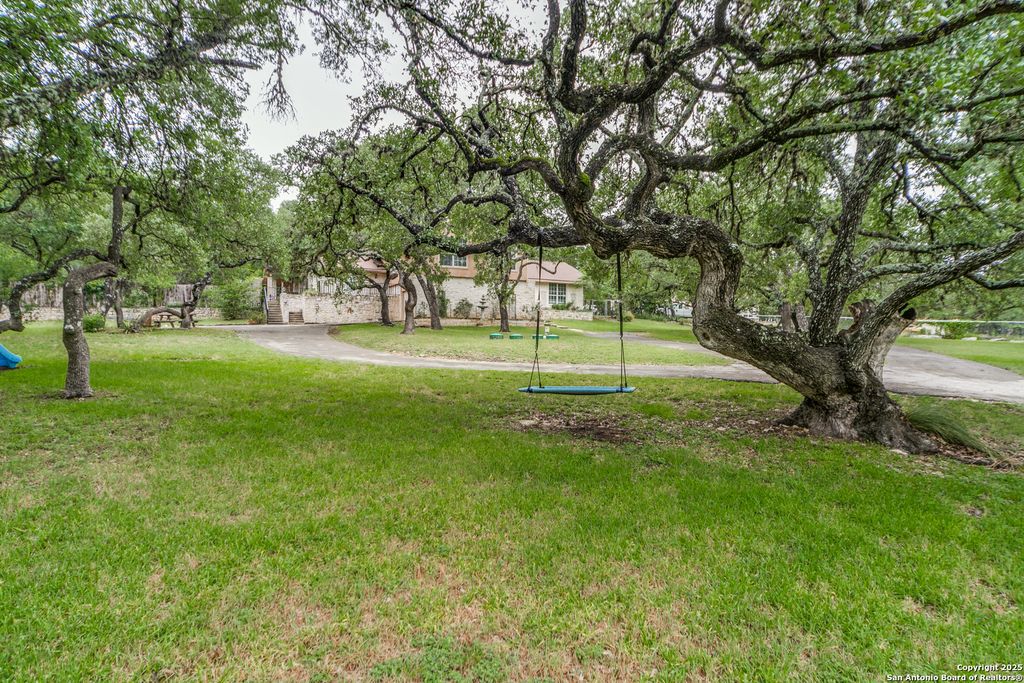 Photo of 9106 Saddle Trl, San Antonio, TX 78255 (MLS # 1954599)