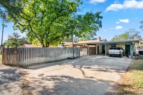 A home in Uvalde