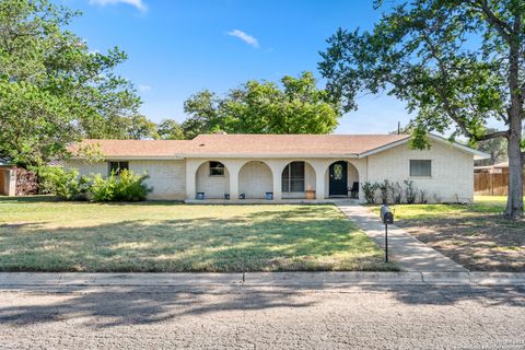 A home in Uvalde