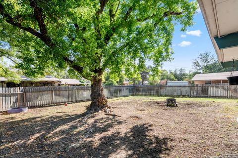 A home in Uvalde