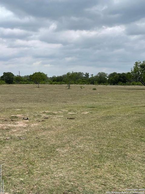TRACT 4 Hartfield Seguin TX 78155