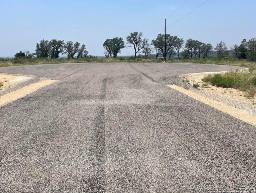 Photo of LOT 200 Valley Oaks Ranch, Hondo, TX 78861 (MLS # 1781609)