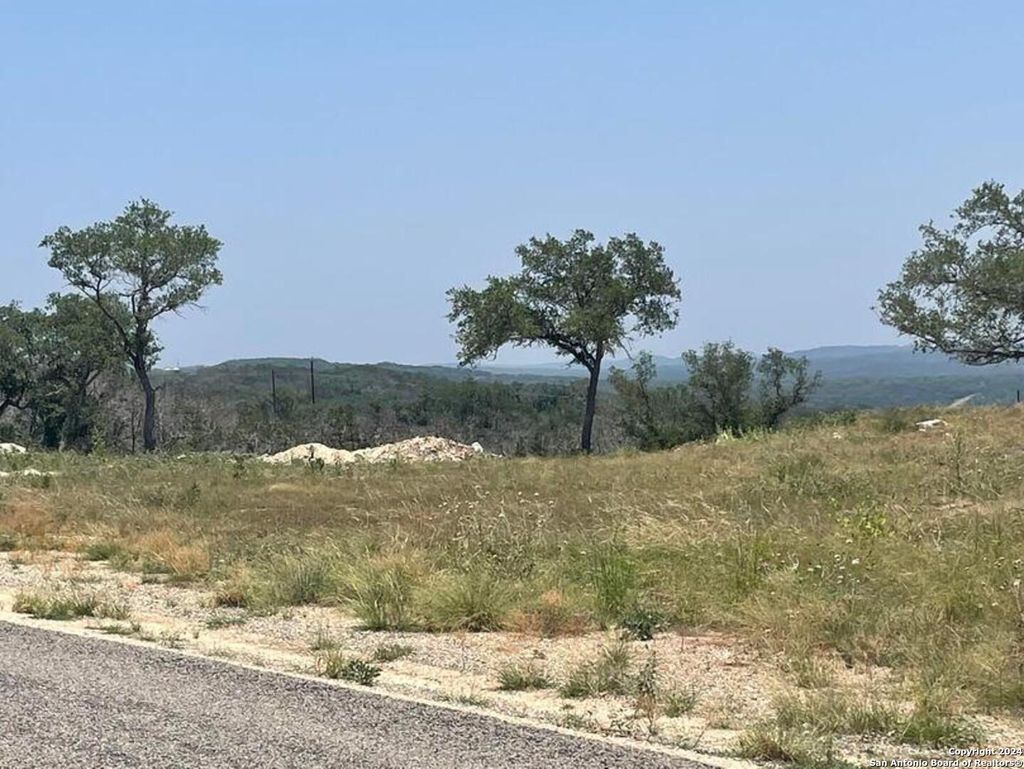 Photo of LOT 200 Valley Oaks Ranch, Hondo, TX 78861 (MLS # 1781609)