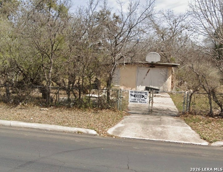 5400 Thistle Dr